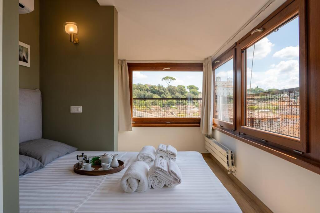 Sky Domus Historic Center Penthouse With Jacuzzi Apartamento *